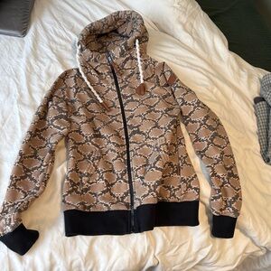 Wanakome Hera full zip hoodie